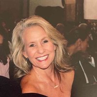 Deanna E